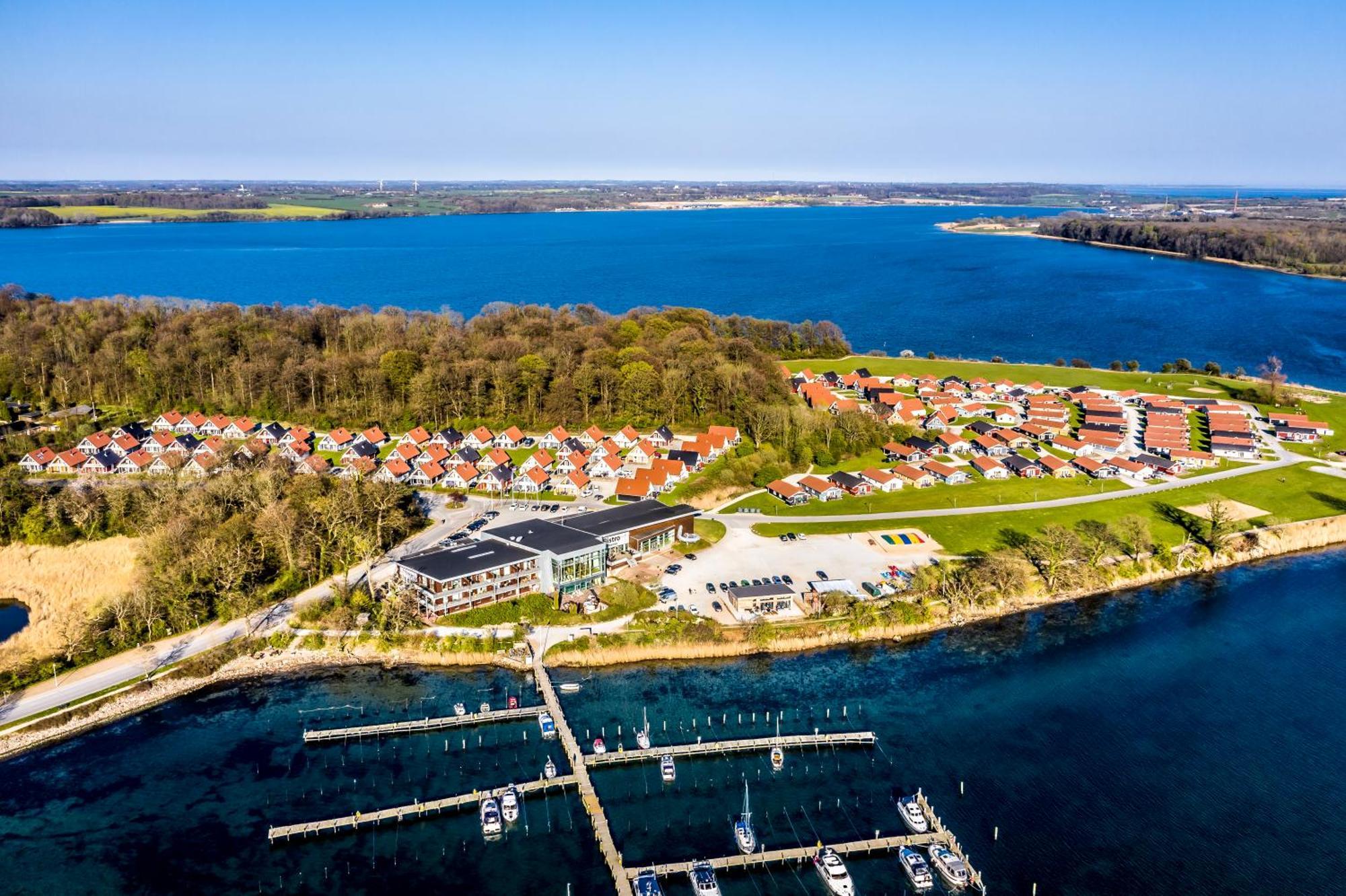 Enjoy Resorts Marina Fiskenaes - Wellness & Waterpark Grasten Exterior photo